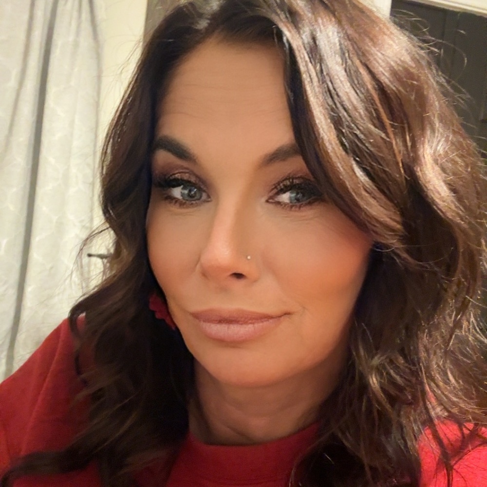 Meet your Posher, Tonya